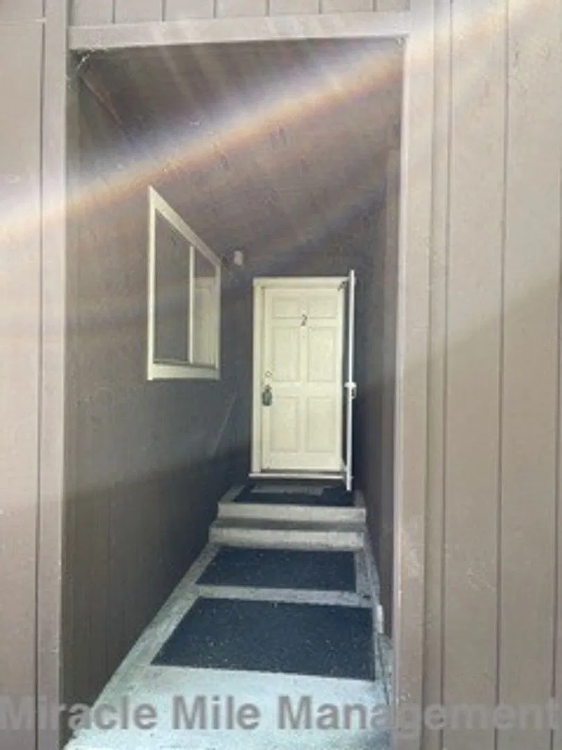 e624 — Photo 2