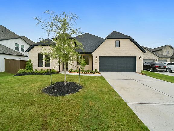 Plan 5039 elevation D exterior