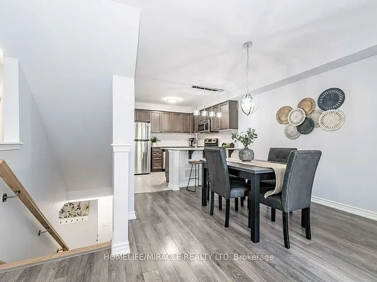 929 Apple Hill Ln — Photo 9