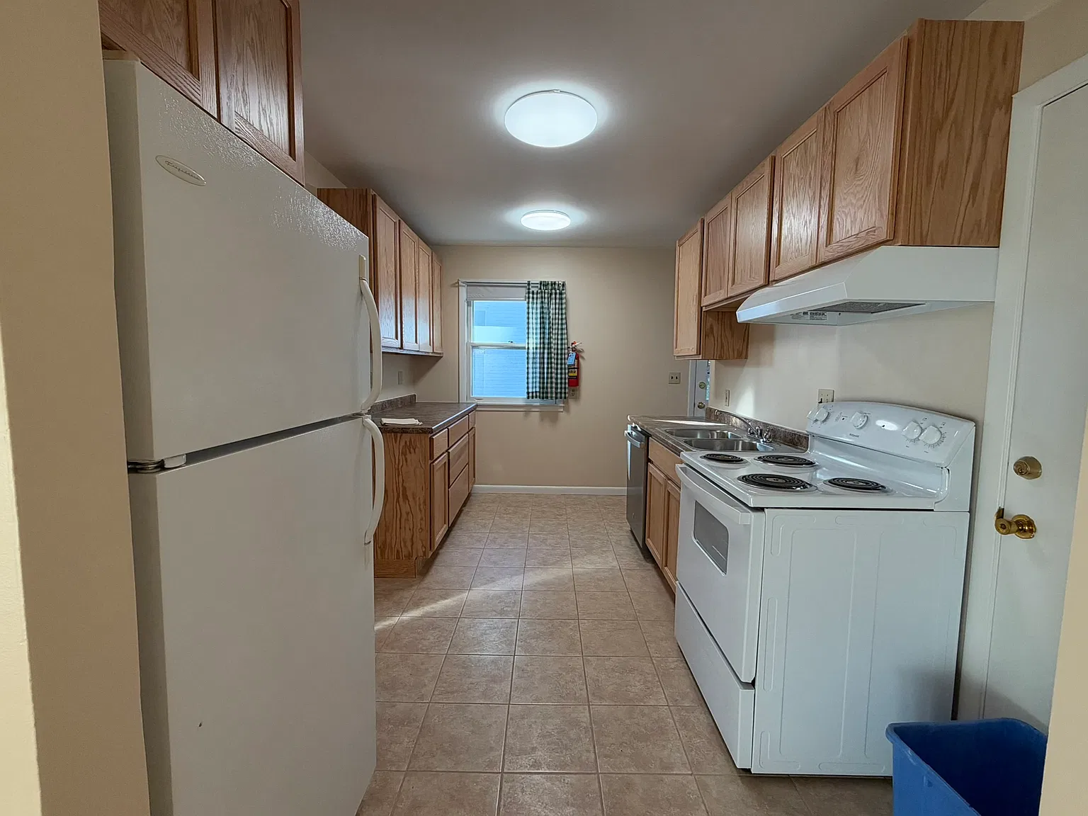 2 bed, $2,200 — Photo 3