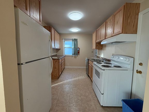 3rd image of 73 N Prospect St #1