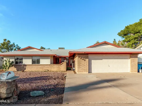 2202 E HAMPTON Avenue, Mesa, AZ 85204