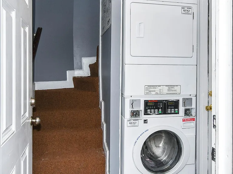 554 Newcomb St SE #4 — Photo 31