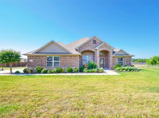 113 Heather Ln, Decatur, TX 76234