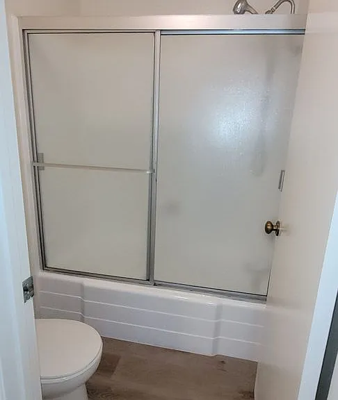 4513 Woodman Ave. — Photo 7