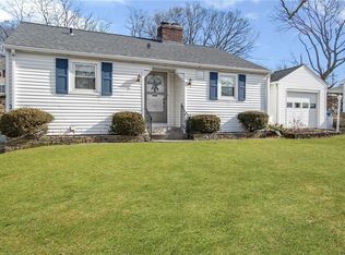 603 Mendon Rd, Cumberland, RI 02864