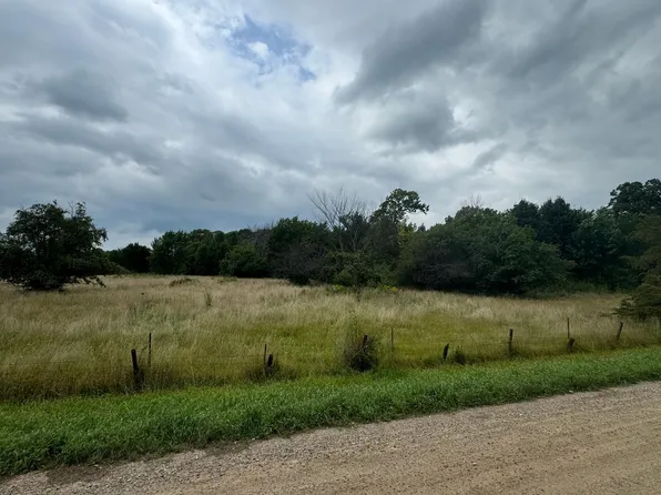 Xx4 Weller Ave, Norwood Young America, MN 55368