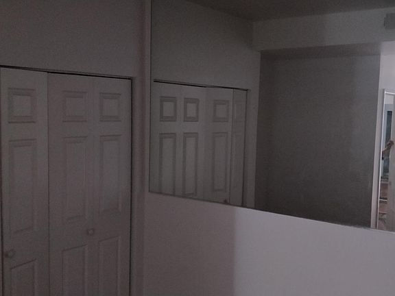 4th image of 5134 S Jones Blvd Building 9