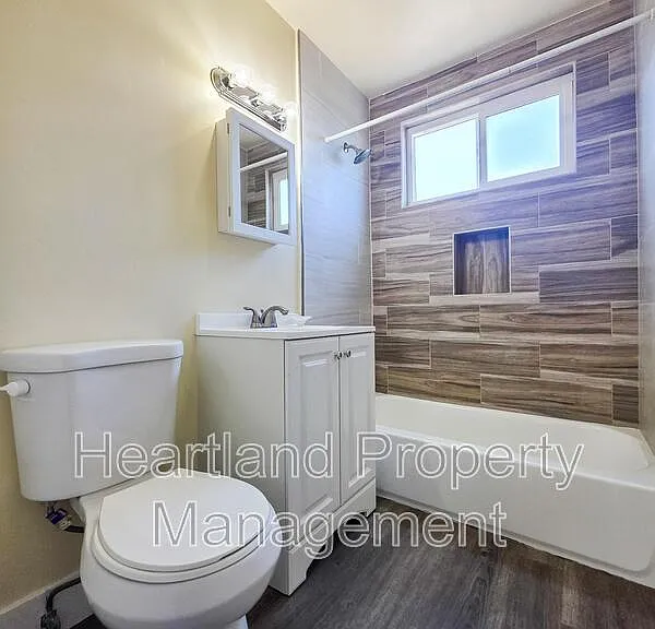 4162 51st St #3 — Photo 5