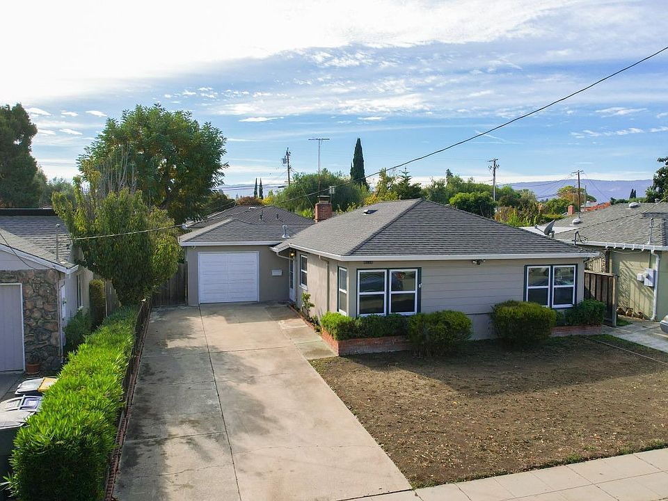 1st image of 622 Bryan Avenue