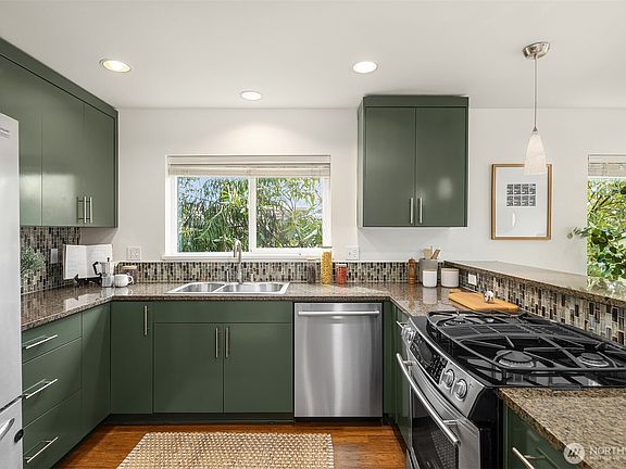 4th image of 751 N 71st Street