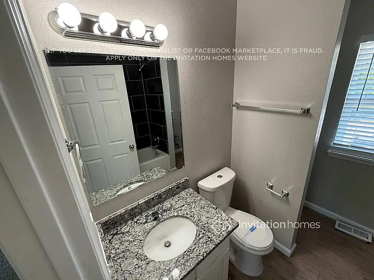 10541 Cherry St — Photo 12