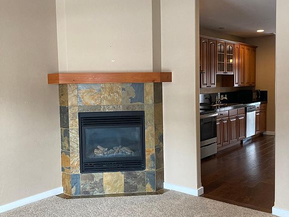 Living Room with gas fireplace