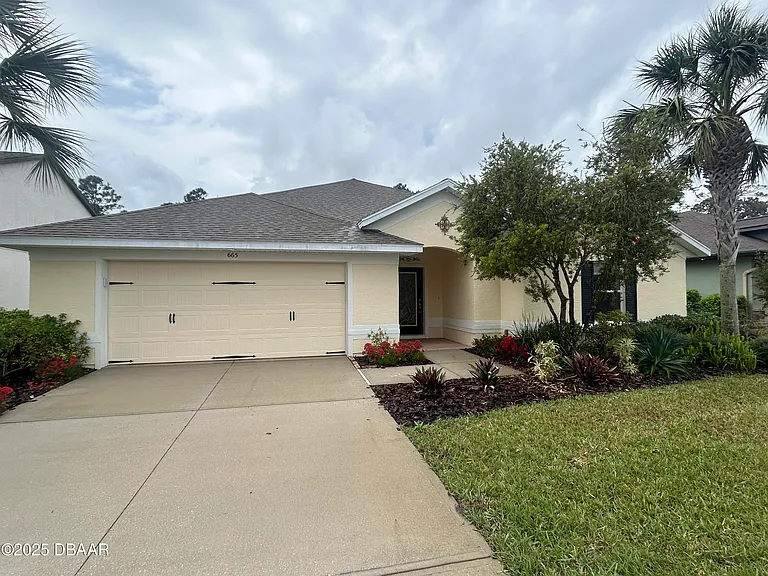 665 Elk River Dr — Photo 1