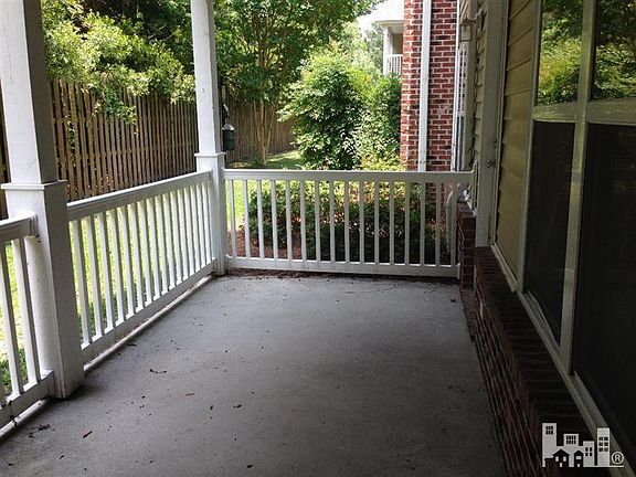2nd image of 4420 Jaybird Cir #108