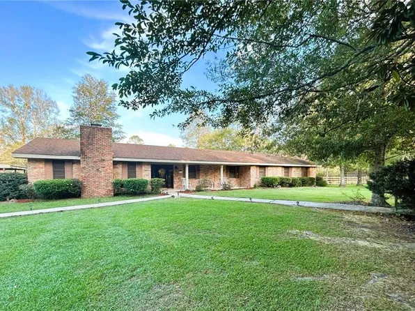 66172 Pinewood Dr, Pearl River, LA 70452