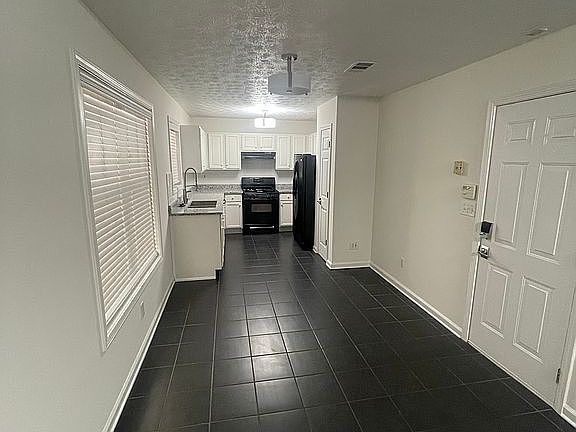 5th image of 2938 Lighthouse Ln