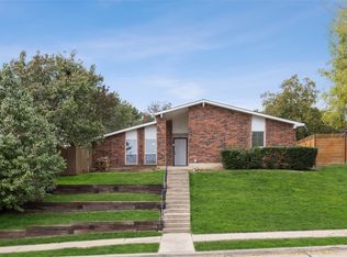 1814 Post Oak Ln, Carrollton, TX 75007