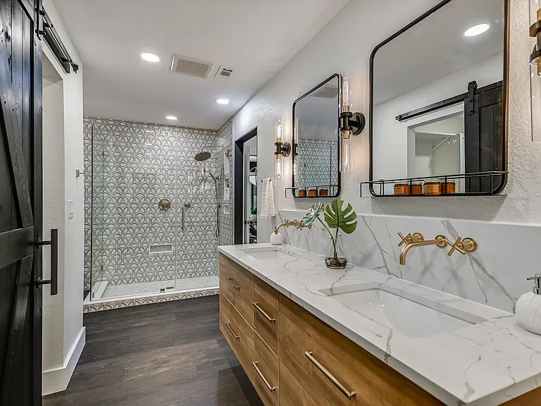 4717 Sam Bass Rd — Photo 13