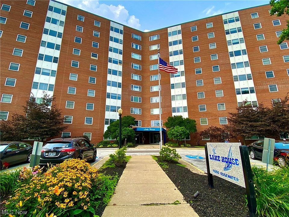 1st image of 11850 Edgewater Dr APT 320