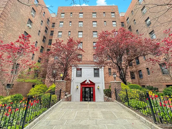 145 72nd St APT B15, Brooklyn, NY 11209