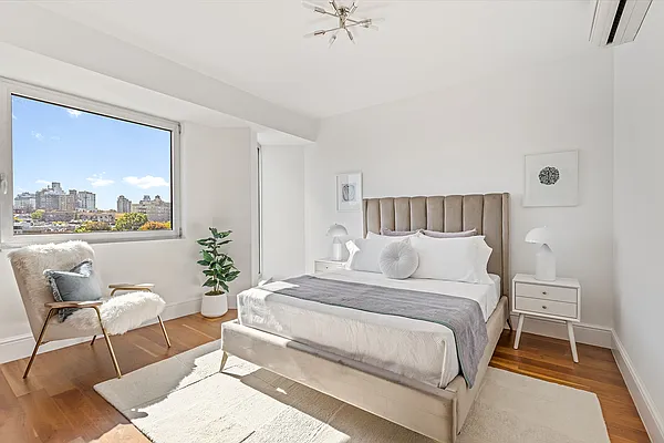 Sold by Corcoran | media 6