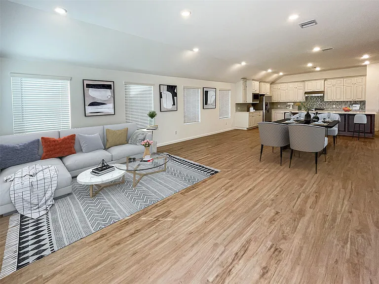 30327 Centipede Grove Ln — Photo 3