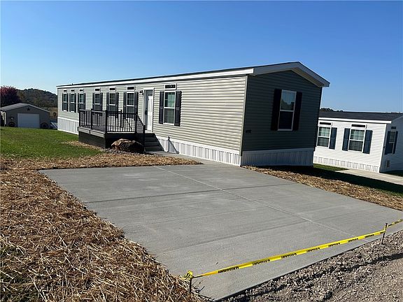 2nd image of 408 Husky Dr