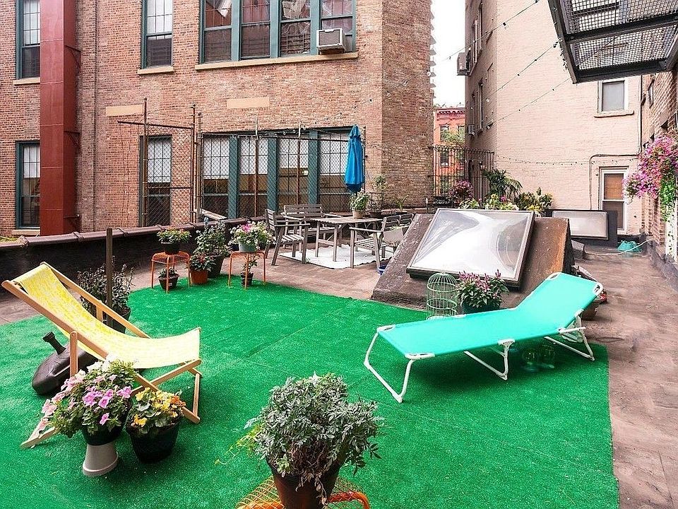 1st image of 690 Greenwich St APT 2H