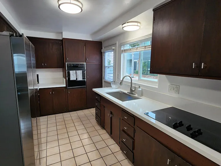 5000 1/2 Neptune Ave — Photo 20
