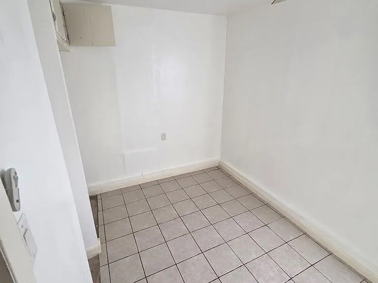 34 W Hawthorne Ave — Photo 17