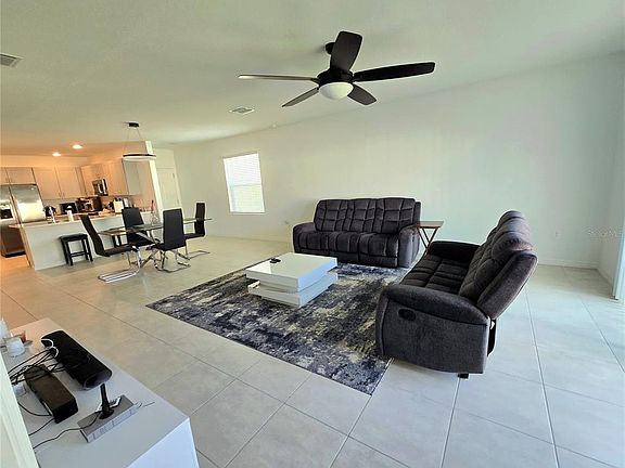 4th image of 357 WAYLAND DRIVE