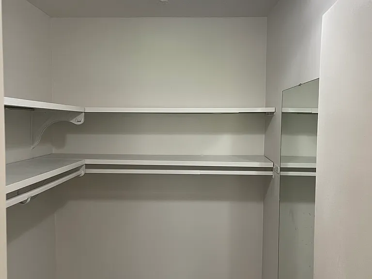7214 Creekview Dr #3 — Photo 11