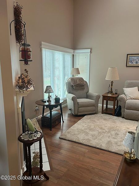 5th image of 6009 Park Place