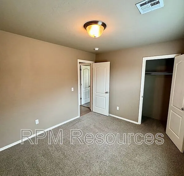 2705 Sugar Pine Dr — Photo 8