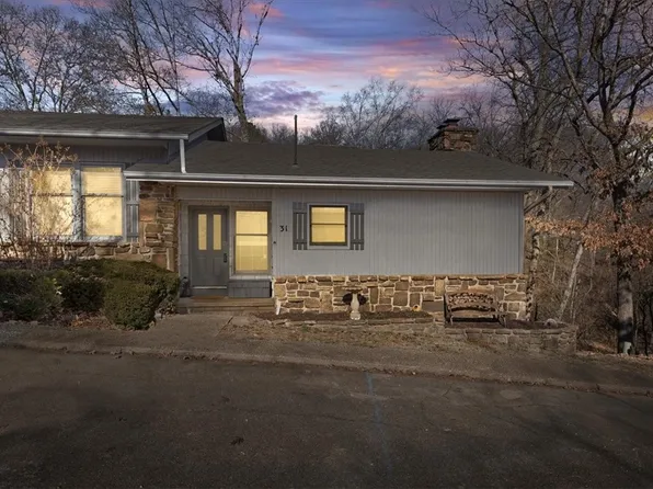 31 Abingdon Ln, Bella Vista, AR 72715