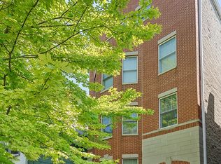 3351 N Southport Ave, Chicago, IL 60657