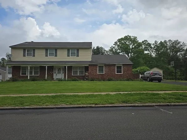 2384 Greensward Rd N, Warrington, PA 18976