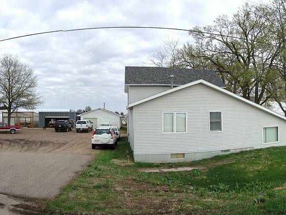 1st image of 409 17th Ave