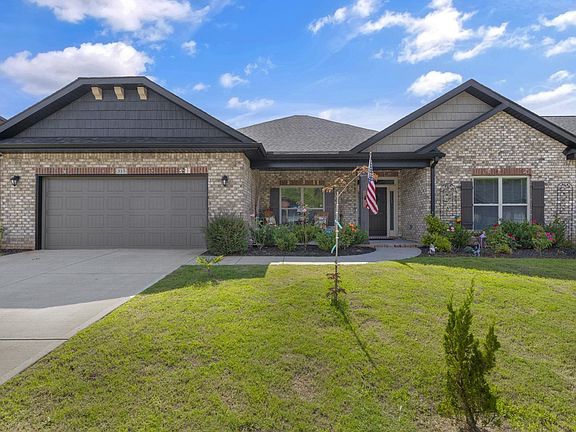 4th image of 315 Rolling Waters Dr