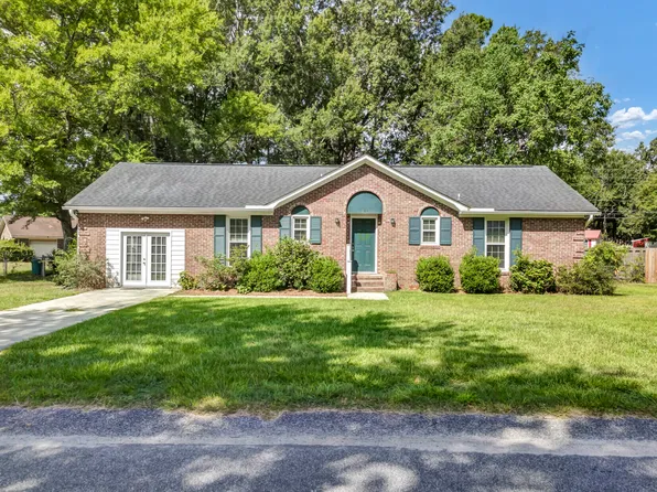 102 Mary Ann Dr, Summerville, SC 29483