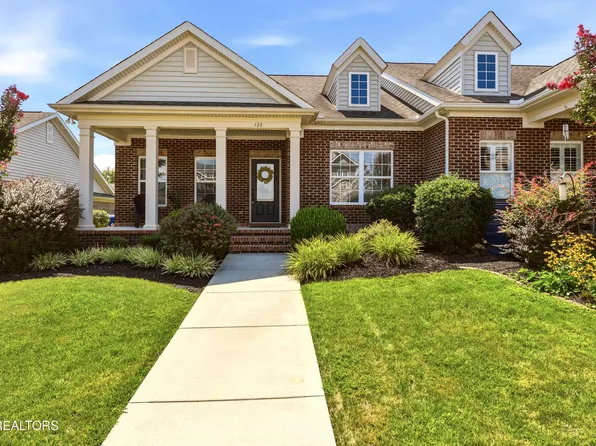 122 Hardinberry St, Oak Ridge, TN 37830