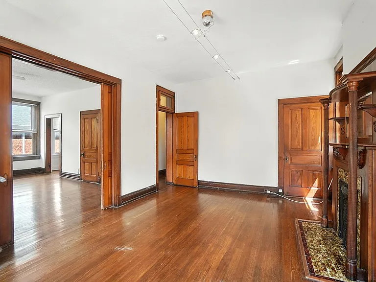 3414 Telford St — Photo 14