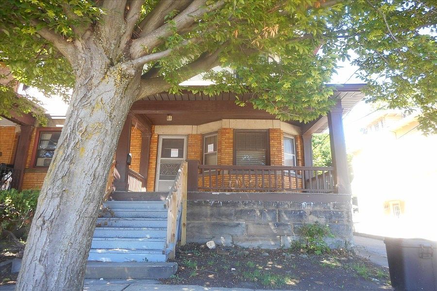 1st image of 1382 Beach Ave