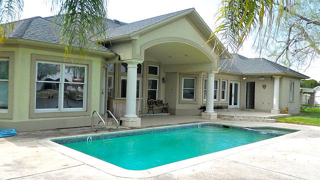 1st image of 107 Shoreline Dr