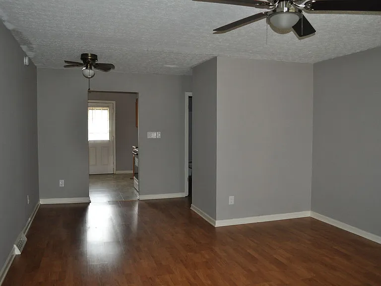 2143 Rockcreek Dr #A — Photo 2