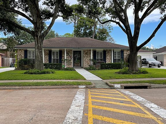 2nd image of 12026 Dorrance Ln