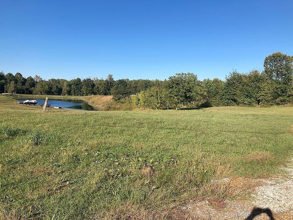 2nd image of 68 Lake Cv