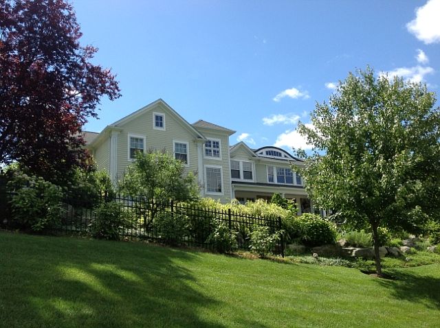 1st image of 40 Birchwood Dr