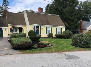 97 Arbor Rd, Lowell, MA 01852